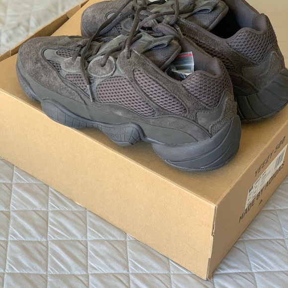 Yeezy 500 Size 12.5 - Picture 7 of 9